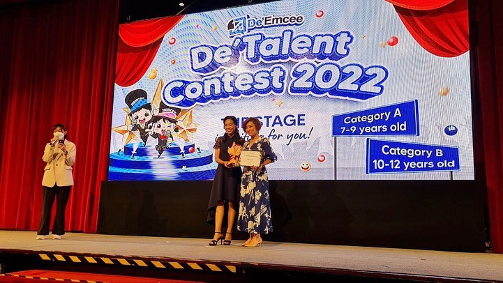 On-stage speaking